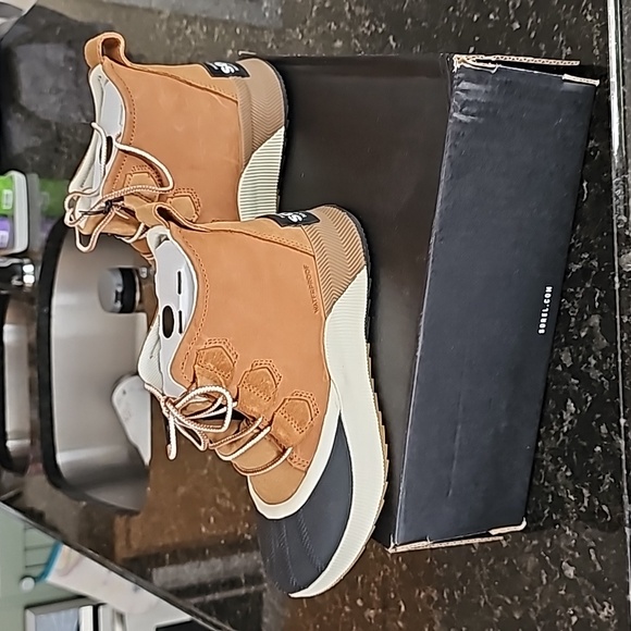 Sorel Out N About III Classic WP Ankle boot size 6.5 - Picture 5 of 6